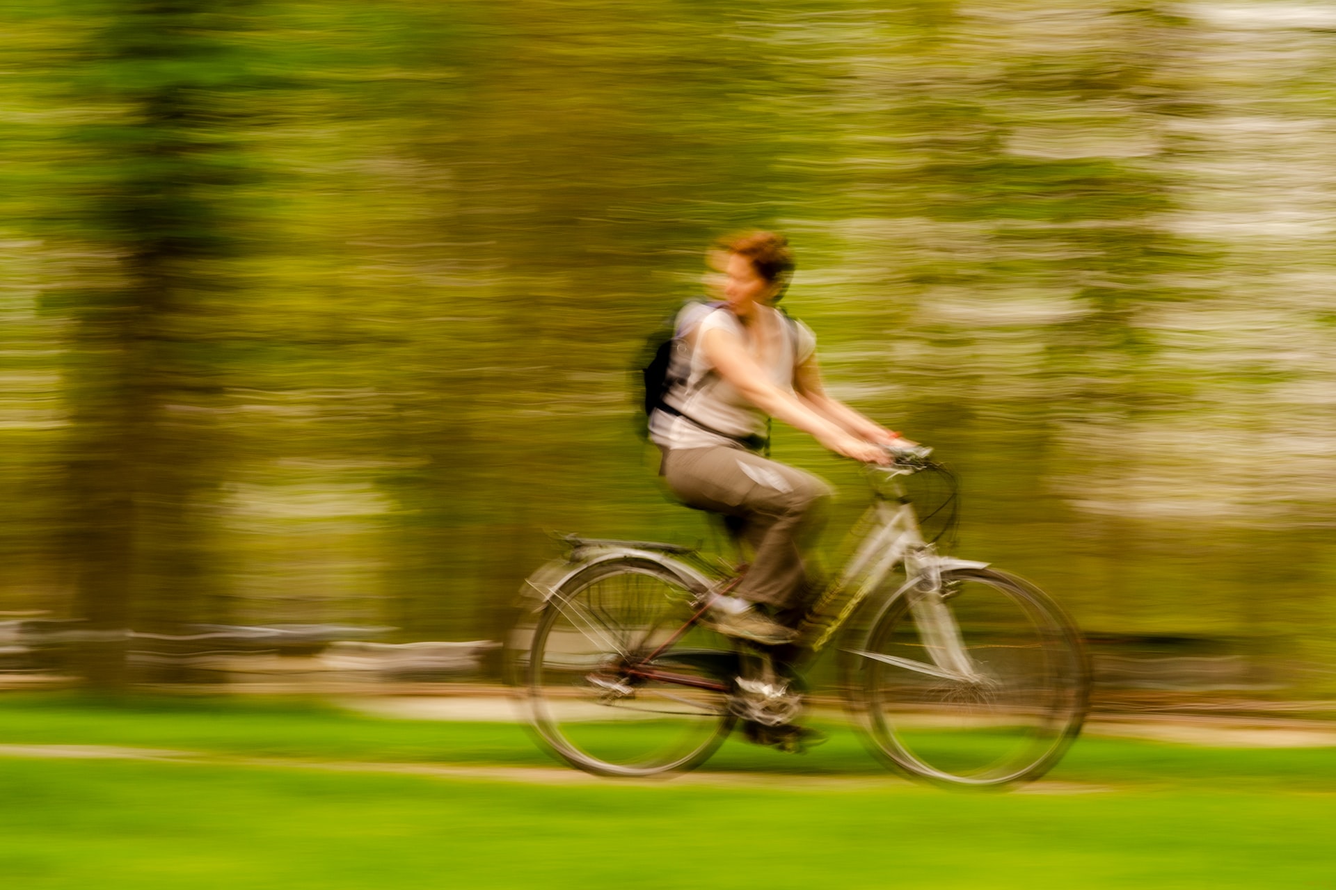 lady riding her bike, by Philippe Murray-Pietsch lady riding her bike, by Philippe Murray-Pietsch